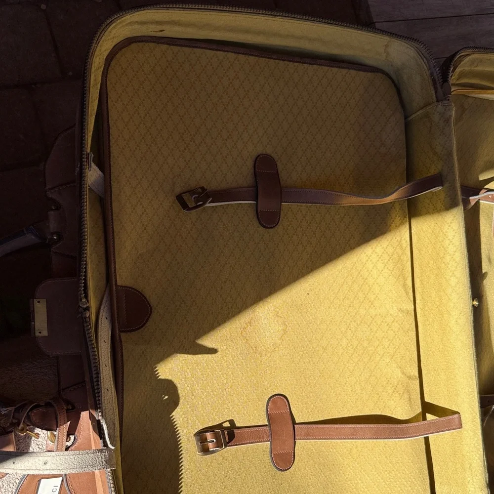 Gucci vintage Brown Leather Bag/Suitcase